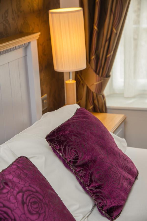 Hotel The Grove Saint David's Exterior foto